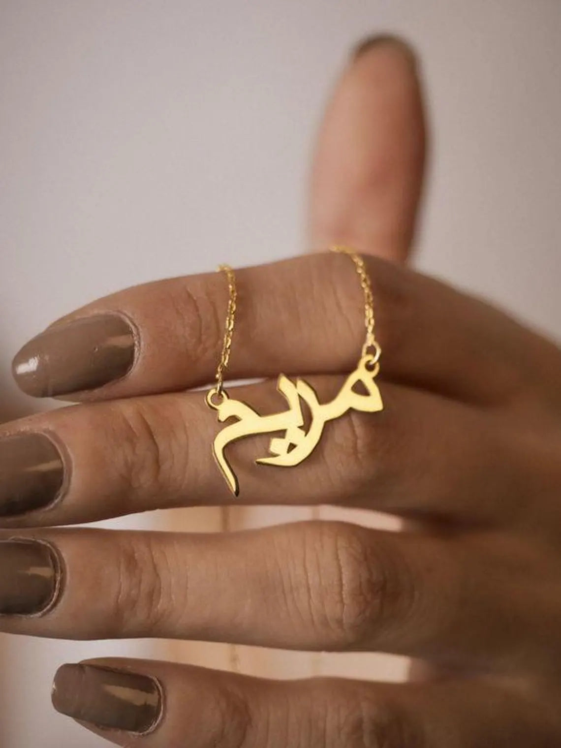 Arabic Name Necklace – 18K Gold Plated Personalized Jewelry | Meaningful Gift for Her