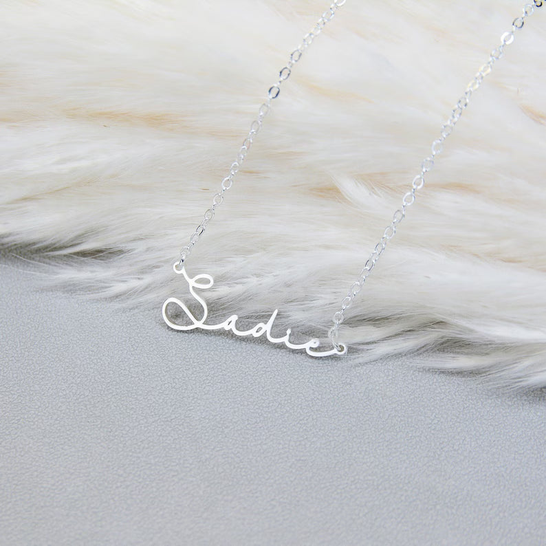 Personalized Arabic Name Necklace – Silver Plated Pendant | Custom Arabic Jewelry Gift for Her